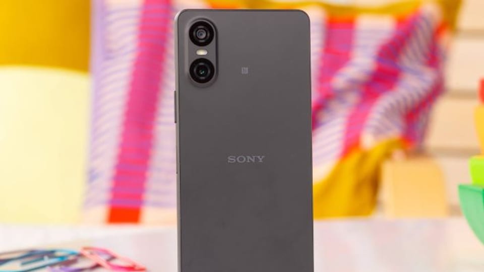آپدیت پایدار اندروید ۱۶ برای Xperia 10 VI منتشر شد؛ سونی بهروزرسانی میانرده محبوب خود را آغاز کرد