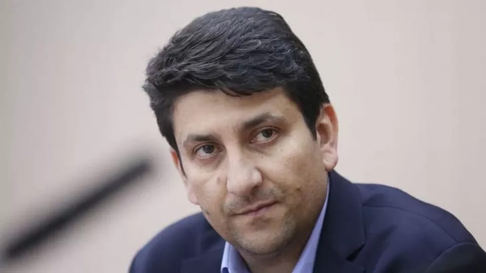 آیفون آزاد شد: مشکل رجیستری پس از سال‌ها حل شد