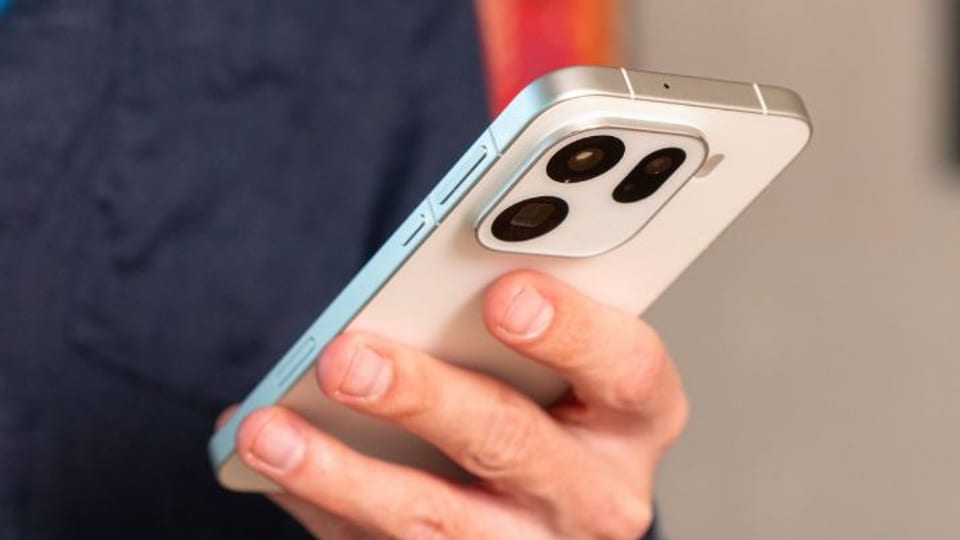 اوپو از اپل الگوبرداری میکند؛ سری Find X10 با شارژ مغناطیسی داخلی رونمایی میشود