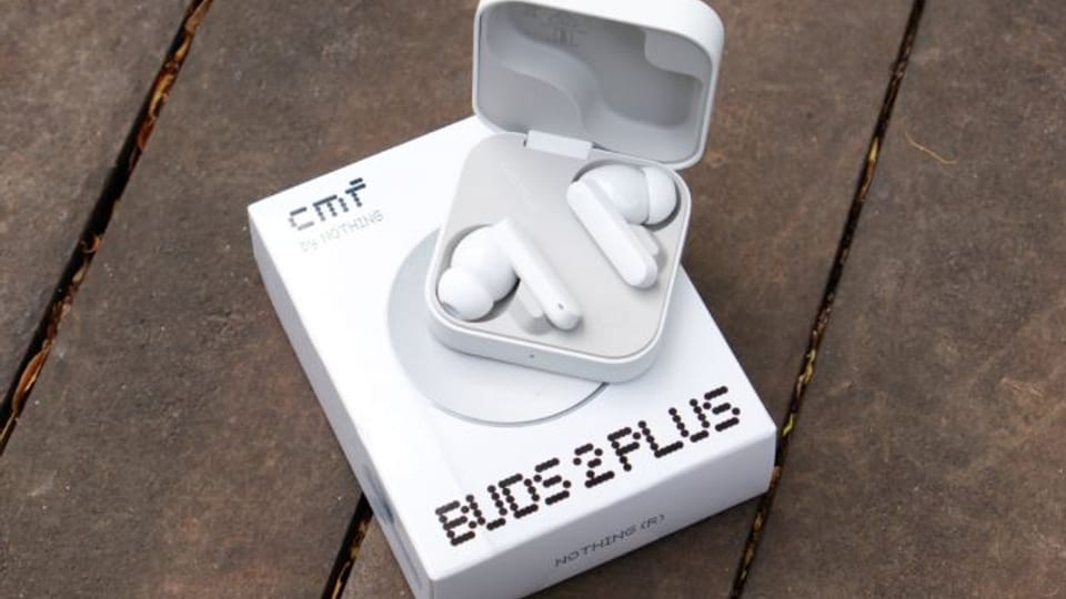 بررسی CMF Buds 2 Plus: صدای باکیفیت و قیمت مناسب در یک ایرباد