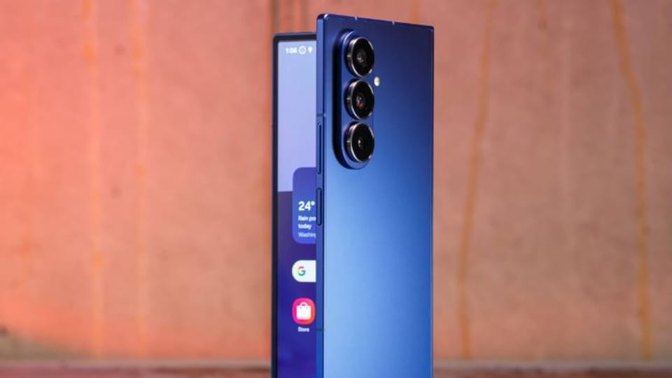 تب گوشی‌های تاشو در کره جنوبی بالا گرفت؛ احتمال رکوردشکنی Z Fold 7 و Z Flip 7