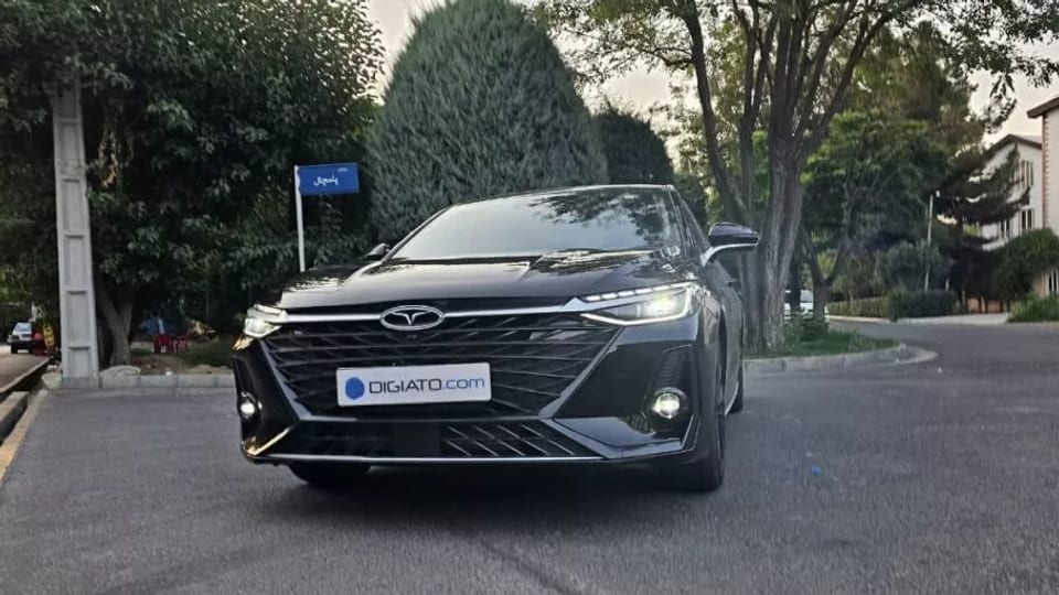"قیمت خودروهای مدیران خودرو در آذر 1403: افزایش یا کاهش؟"