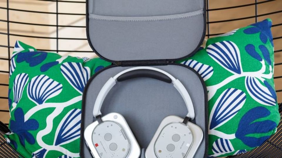 ناتینگ Headphone (1) در راه است: آیا این هدفون شفاف، غول‌ها را به چالش می‌کشد