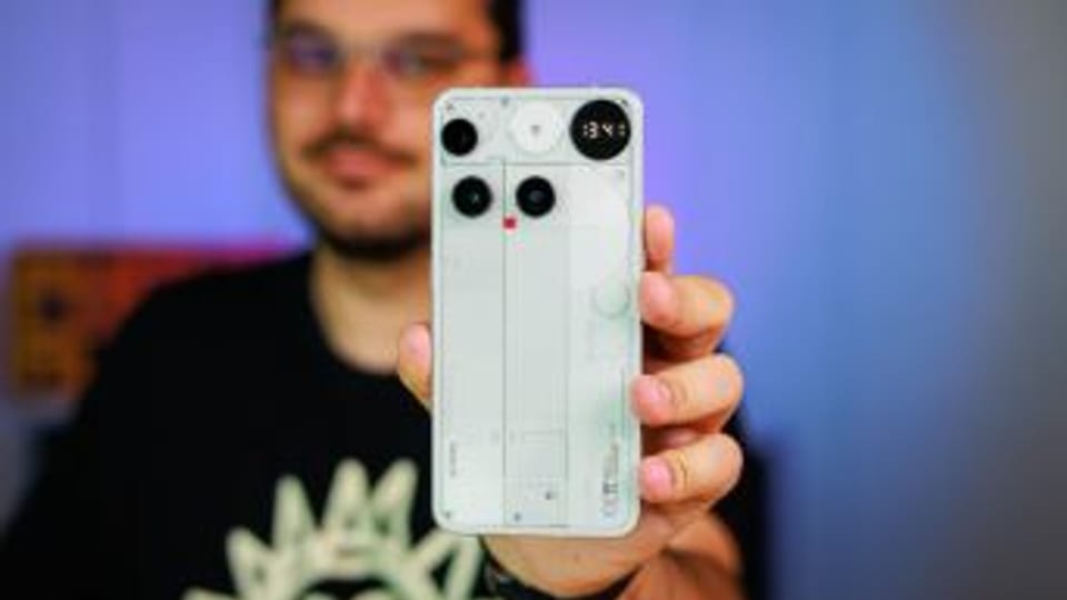 نارضایتی از Nothing Phone (3): بازخوردهای منفی در نظرسنجی هفتگی
