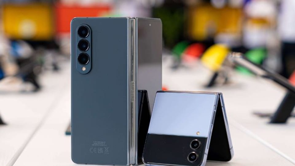 نسخه پایدار One UI 8 مبتنی بر اندروید ۱۶ برای Galaxy Z Fold4 و Flip4 منتشر شد
