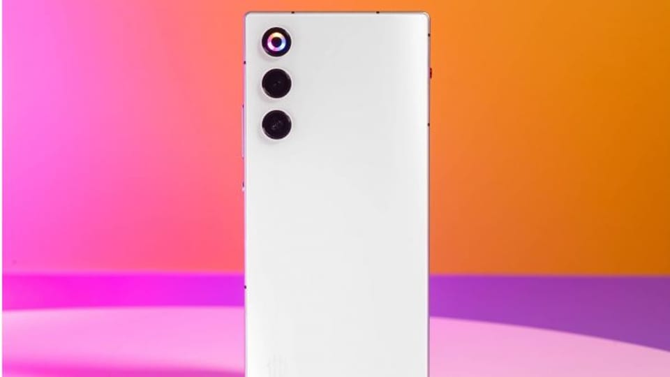 نوبیا رد مجیک ۱۱ ایر؛ باریکترین گوشی گیمینگ با تراشه Snapdragon 8 Elite در راه