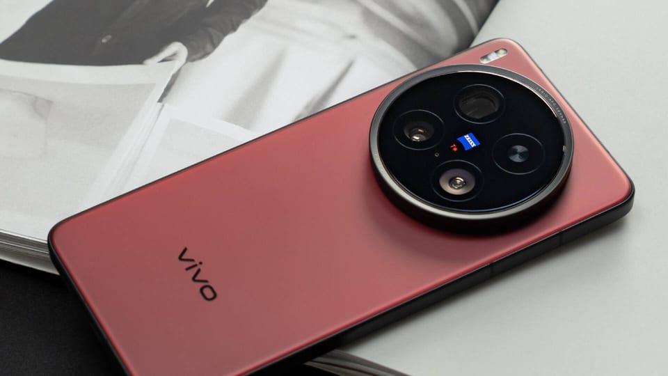 ویوو X300 Ultra تایید شد؛ گوشی عکاسی با باتری ۷۰۰۰ میلی‌آمپری و شارژ ۱۰۰ وات