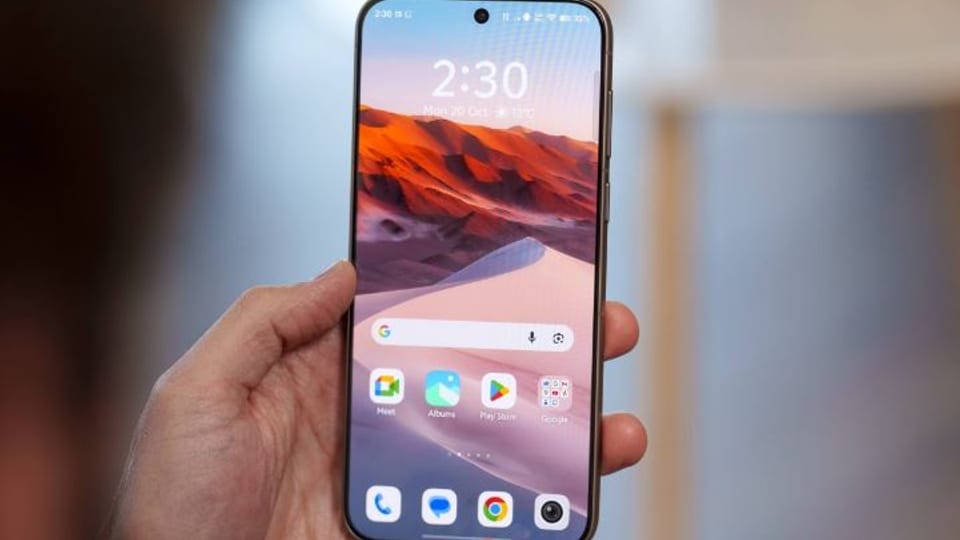 ویوو X500 با باتری غول‌پیکر ۷۰۰۰+ میلی‌آمپری رونمایی می‌شود