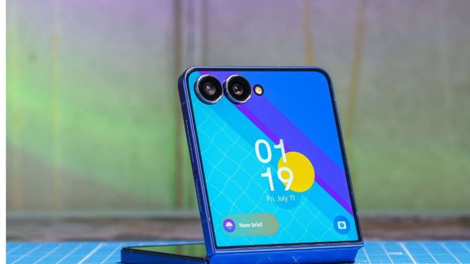 گلکسی Z Flip7: باریک‌تر، باهوش‌تر و نمایشگر بزرگ‌تر