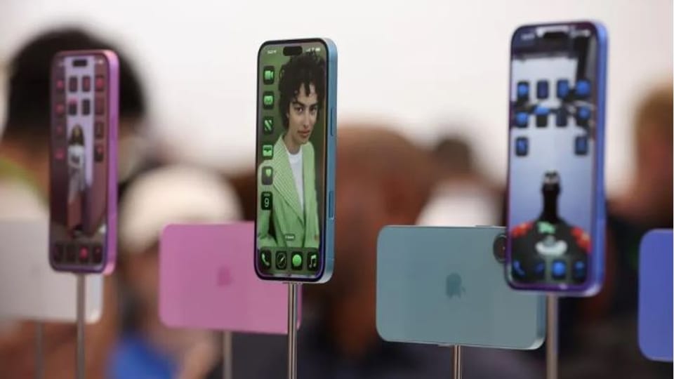 iOS 18.4:  اپلیکیشن Vision Pro  به آیفون می‌آید