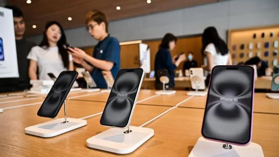 iOS 18.4.1 رسماً منتشر شد - اپل تأکید می‌کند این آپدیت امنیتی حیاتی است