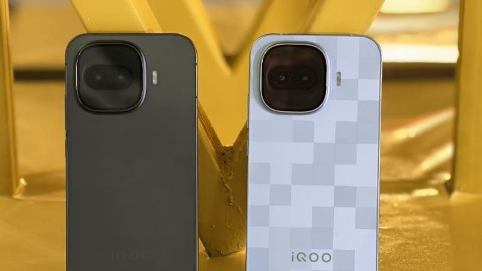 iQOO 15R؛ غول جدید گیمینگ با باتری ۷۶۰۰ میلی‌آمپری معرفی شد