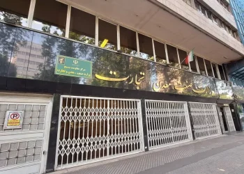 آغاز رسمی ثبت سفارش خودروهای وارداتی؛ رؤیای خودروهای خارجی رنگ واقعیت می‌گیرد
