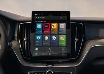 ده‌ها اپلیکیشن جدید به خودروهای مجهز به Google built-in می‌آیند: آغاز انقلاب سرگرمی در خودروها