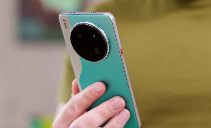 Tecno Camon 40 Premier - جعبه‌گشایی و بررسی یک میان‌رده حرفه‌ای با امکانات فوق‌العاده