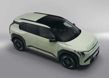 کیا EV3 تاج خودروی سال 2025 را بر سر گذاشت!