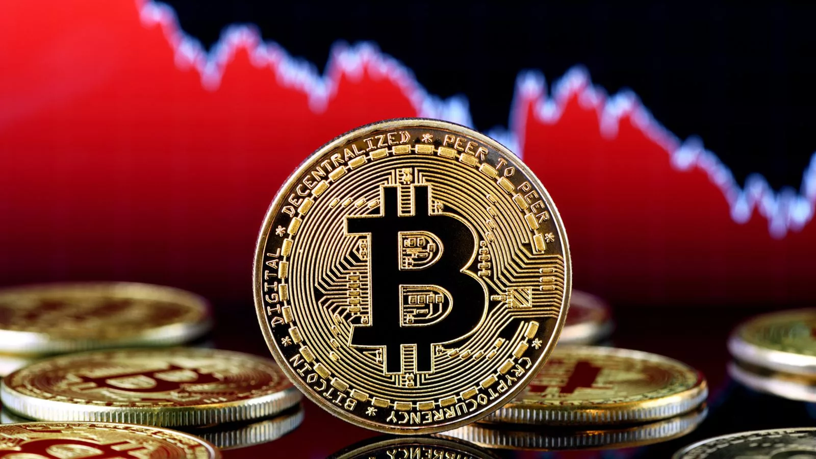 سقوط آزاد بازار رمزارزها: بیت‌کوین با 15% کاهش به 77 هزار دلار رسید