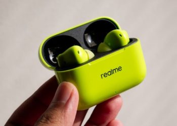 بررسی Realme Buds T200؛ هدفون بی‌سیم اقتصادی با کیفیت صدای شگفت‌انگیز