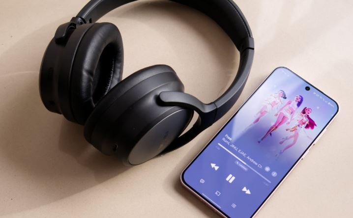 EarFun Tune Pro با باتری قدرتمند و قیمت ۷۰ دلاری؛ ارزش خرید دارد