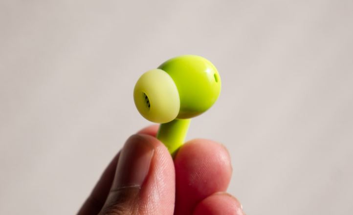 بررسی Realme Buds T200؛ هدفون بیسیم اقتصادی با کیفیت صدای شگفتانگیز