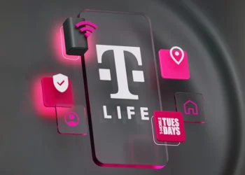 آیا T-Life جایگزین کارکنان تی‌موبایل می‌شود؟ مشتریان در آستانه تجربه‌ای تنها