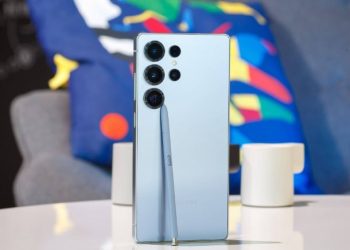 آپدیت One UI 8 لو رفت؛ آیا گوشی گلکسی شما شامل این بروزرسانی می‌شود