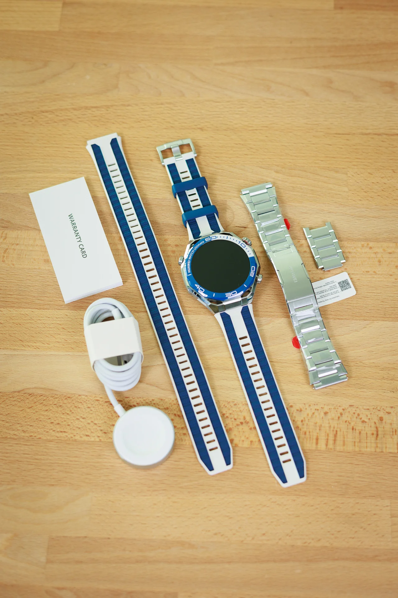 Huawei Watch Ultimate 2 بررسی شد: نمایشگر ۳۵۰۰ نیت، ارتباط زیرآبی و مقاومت تا عمق ۱۵۰ متر