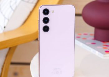 آپدیت One UI 8 برای گلکسی S23 متوقف شد؛ دلیل این تصمیم ناگهانی چیست