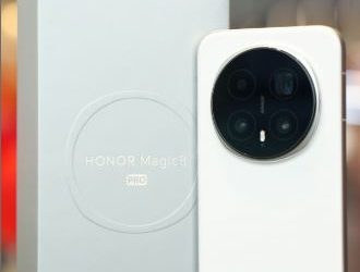 نخستین تصاویر فاش‌شده Honor Magic8 Pro؛ پرچمدار آنر در رنگ سفید دیده شد