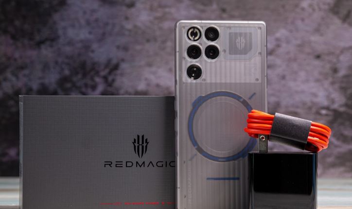 RedMagic 11 Pro با خنککننده مایع AquaCore معرفی شد؛ آیا میتواند پادشاه گوشیهای گیمینگ شود